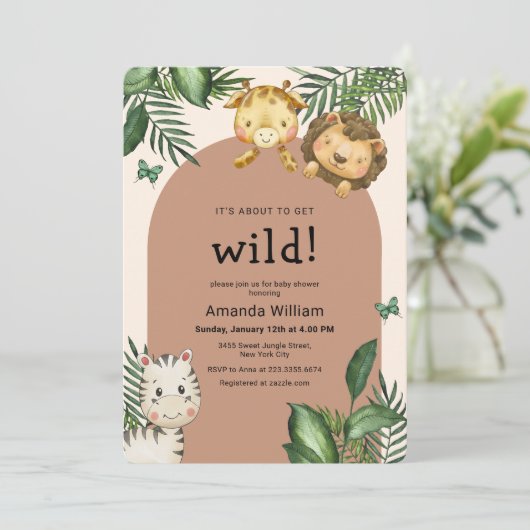 Neutral Boho Arch Wild Sarafi Animals Baby Shower 招待状 (スタンド正面)