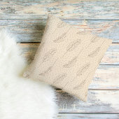 Neutral Boho Feather Pattern Throw Pillow クッション