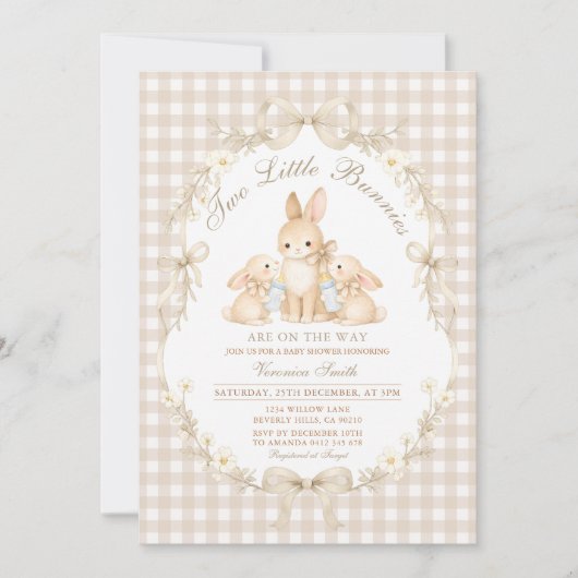 Neutral Gingham Bunnies Twins Baby Shower 招待状 (正面)