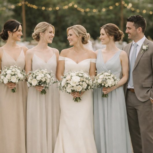 Neutral Wedding Attire Color Palette Card  招待状