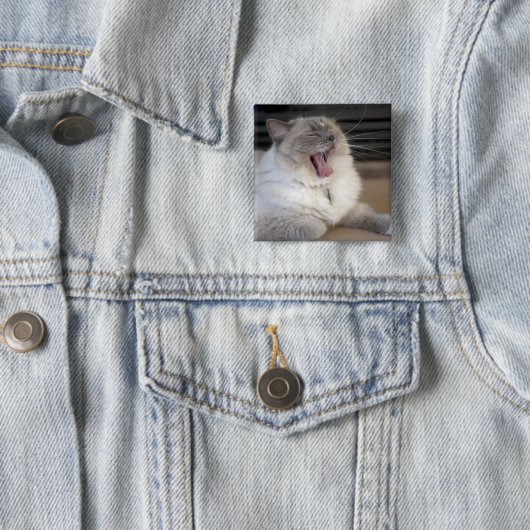 Neva Masquerade猫の大口 缶バッジ (インサイチュ)