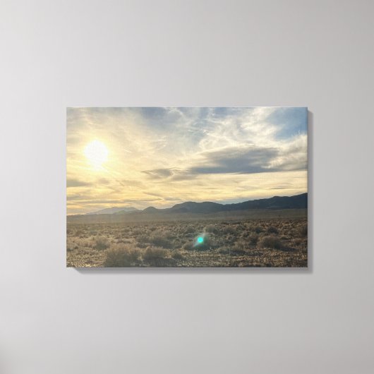 Nevada Desert Sunset – Golden Sky Over Horizon キャンバスプリント (正面)