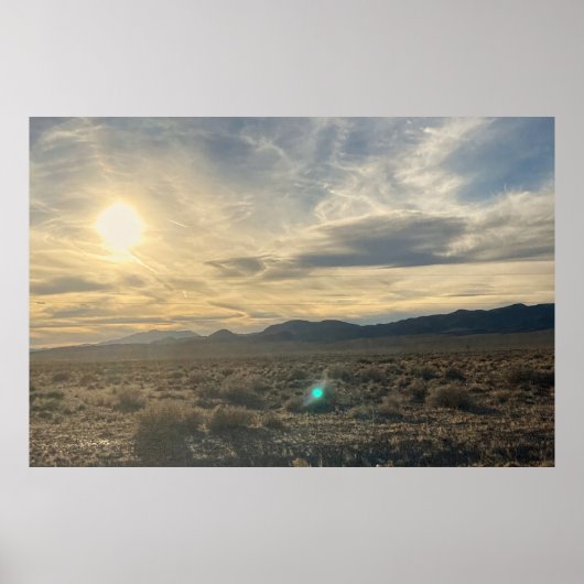 Nevada Desert Sunset – Golden Sky Over Horizon ポスター (正面)