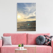 Nevada Desert Sunset – Vertical Golden Sky キャンバスプリント (インサイチュ (リビング))