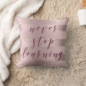 Neverストップのタイポグラフィバラ金ゴールドストライプ クッション (ブランケット)