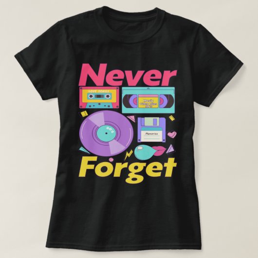 Never 忘れ Floppy Disk VHSカセットテープビニール Tシャツ (デザイン正面)