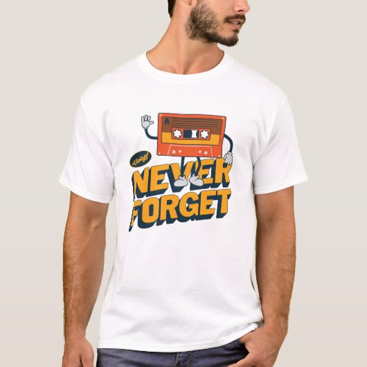 Never 忘れ Floppy Disk VHSテープカセットテープ Tシャツ (正面)