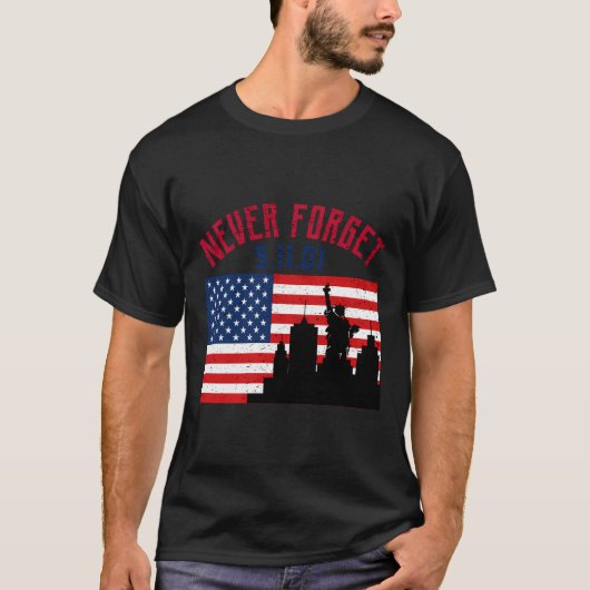 Never 忘れ Patriotic 911 American FlagヴィンテージG Tシャツ (正面)