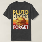 Never 忘れ Pluto Tシャツ (デザイン正面)