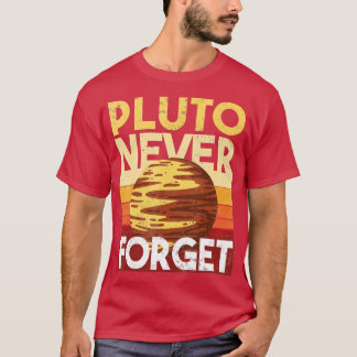 Never 忘れ Pluto Tシャツ
