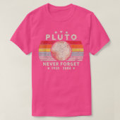 Never 忘れ Pluto Tシャツ (デザイン正面)
