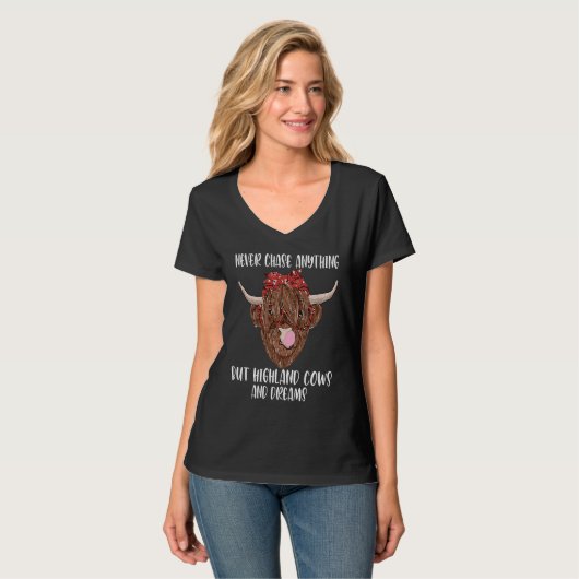 never chase anything highland cows highland cattle tシャツ (正面フル)