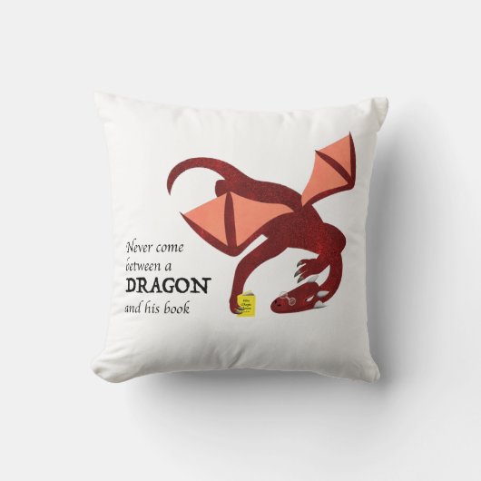 Never come between a dragon and his book クッション (正面)