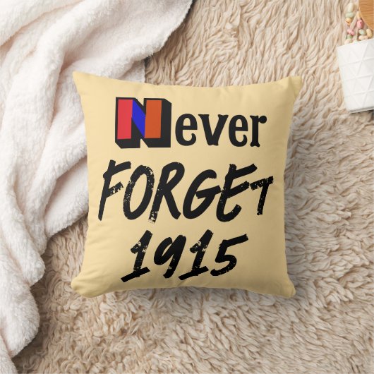 Never Forget 1915 Throw Pillow クッション (ブランケット)