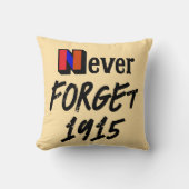 Never Forget 1915 Throw Pillow クッション (正面)