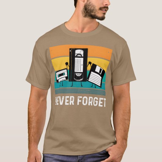 Never forget 70s 80s 90s friend tシャツ (正面)