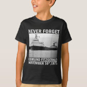 Never Forget – Edmund Fitzgerald Memorial Tee Nov. Tシャツ (正面)