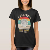 Never Forget Pluto Retro Style Space Science 1 Tシャツ (正面)