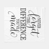 Never Forget the Difference You’ve Made フリースブランケット (正面(横))