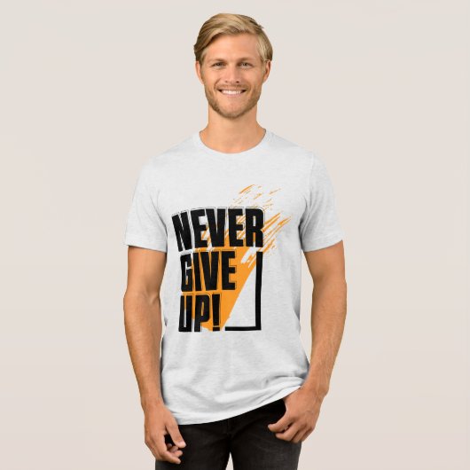 "Never Give Up" Tシャツ (正面全面)