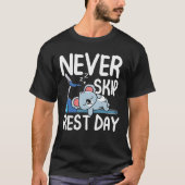 Never Skip Rest Day - Koala Tシャツ (正面)