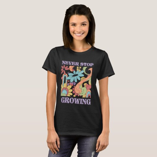 Never Stop Growing Retro  Tシャツ (正面フル)