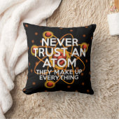 NEVER TRUST AN ATOM クッション枕 クッション (ブランケット)