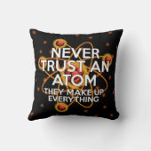 NEVER TRUST AN ATOM クッション枕 クッション (裏面)