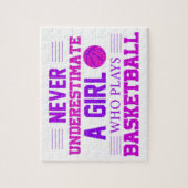Never Underestimate A Girl Who Plays Basketball   ジグソーパズル (縦)