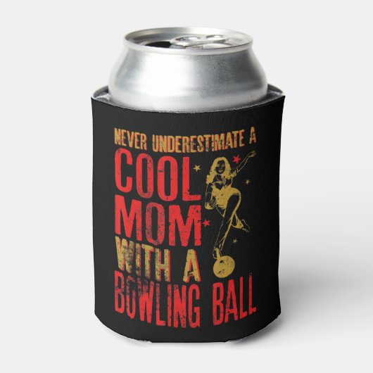 Never Underestimate A Mom With a Bowling Ball Funn 缶クーラー (缶正面)