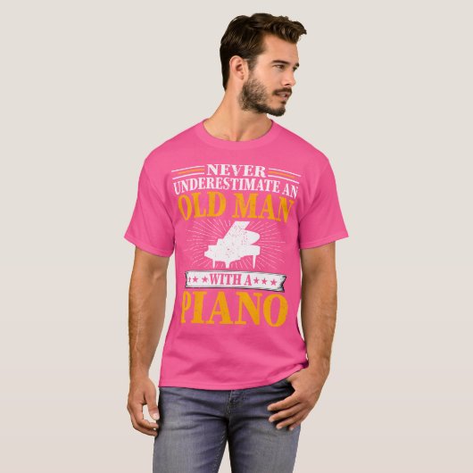 Never Underestimate An Old Man With A Piano - Men' Tシャツ (正面フル)