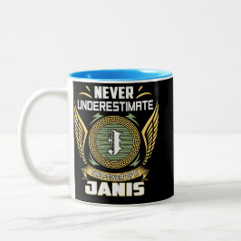Never Underestimate The Power Of A Janis ツートーンマグカップ