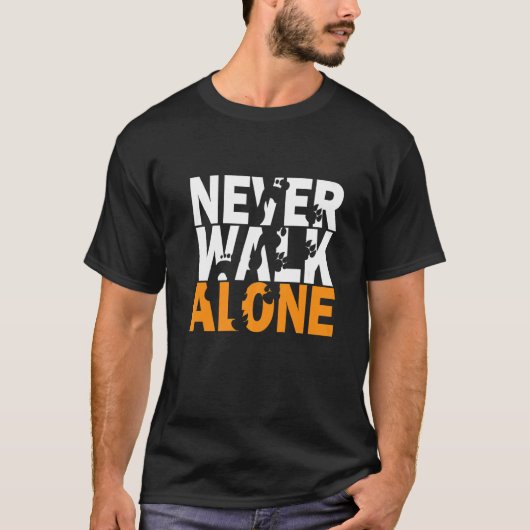 Never Walks Alone Dog Animal Dog Owner Dog Lover Tシャツ (正面)