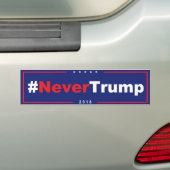 #NeverTrumpの反切札のバンパーステッカー2018年 バンパーステッカー (車上)