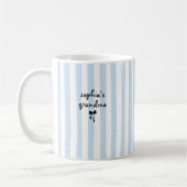 New Baby's Grandma Custom Name Light Blue Stripes コーヒーマグカップ (左)