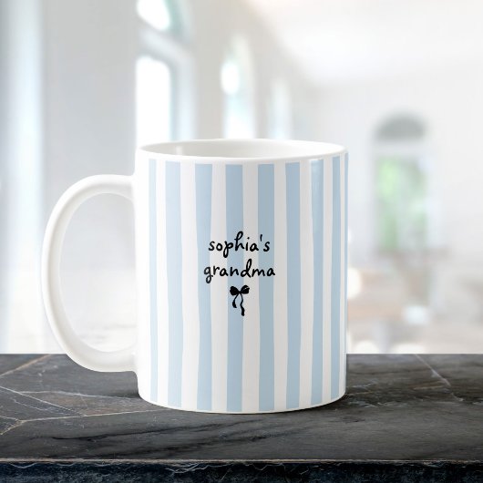 New Baby's Grandma Custom Name Light Blue Stripes コーヒーマグカップ
