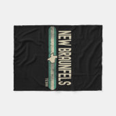 New Braunfels Tx Texas Travel &amp; 80s Style  フリースブランケット (正面(横))