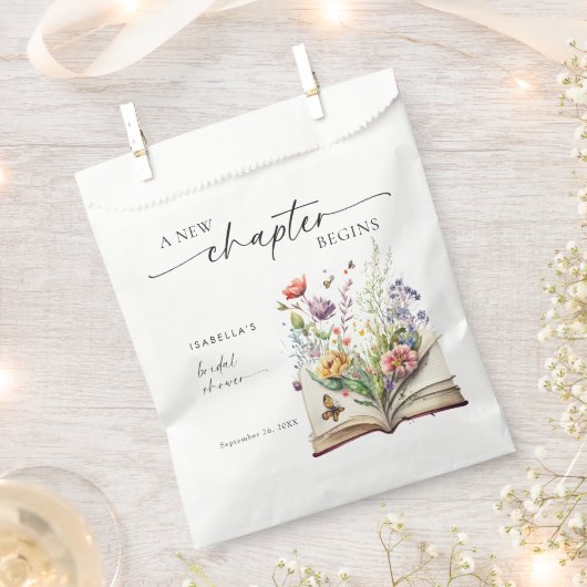 New Chapter Begins Floral Book Bridal Shower フェイバーバッグ (クリップ留めされた状態)