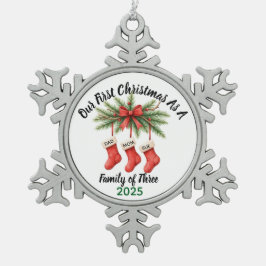 New Family of 3 First Christmas Keepsake 2025  スノーフレークピューターオーナメント