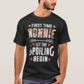 New Grandma First Time Nonnie Let The Spoiling Beg Tシャツ (正面)