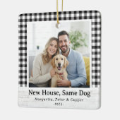 New House, Same Dog – Buffalo Check Square Photo セラミックオーナメント (左)