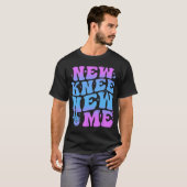 New Knee New Me Funny Knee Replacement Surgery Rec Tシャツ (正面フル)