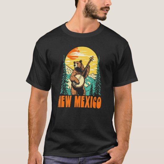 New Mexico Banjo Picking Bear Outdoor & Music   Tシャツ (正面)