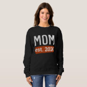 New Mom - est.2020 スウェットシャツ (正面フル)