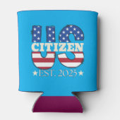 New US Citizen Est 2025 American Immigrant Citizen 缶クーラー (裏面)