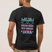 New Year Fresh Gear 4th Grade Diva Back to School Tシャツ (裏面)