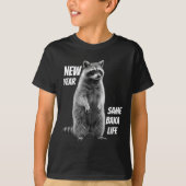 New Year Same Baka Life Raccoon Joke Tシャツ (正面)