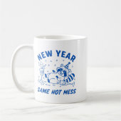 New Year Same Hot Mess Raccoon Fun Party コーヒーマグカップ (左)