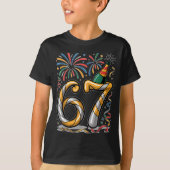 New Years Eve Number 67 Or 67th Birthday Cool Meme Tシャツ (正面)