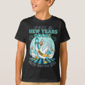 New Years Goose 2026 Celebration Fun Tシャツ (正面)